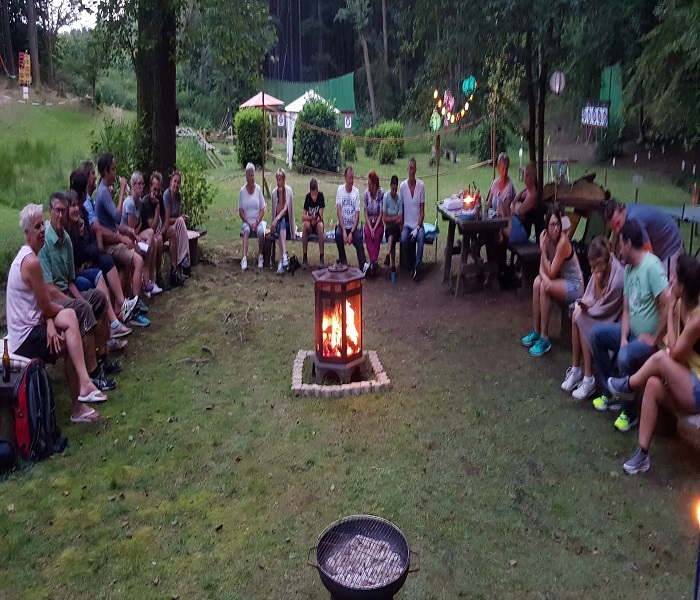 Übernachten im Wald 